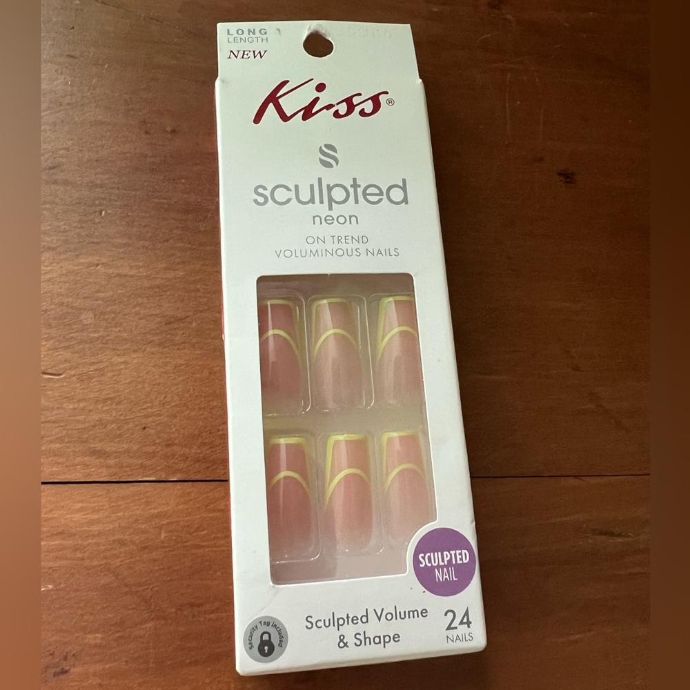 KISS Nails Yellow Sculpted Neon Nails *NEW* Glue On Long DSN10